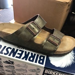 Narrow fit Birkenstock sandals